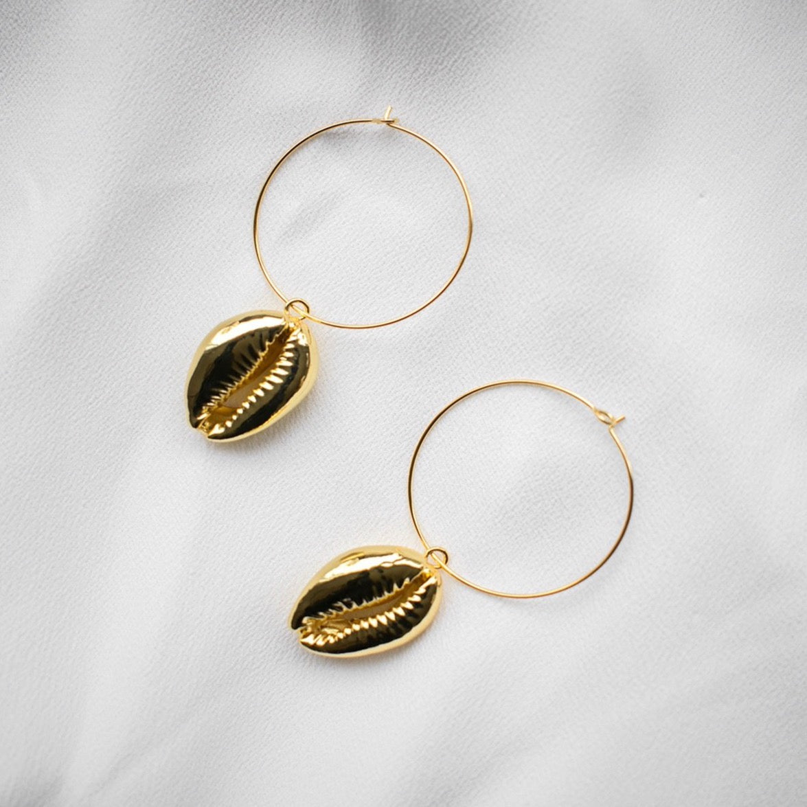 Anna 18K Gold Cowrie Shell Hoop Earrings