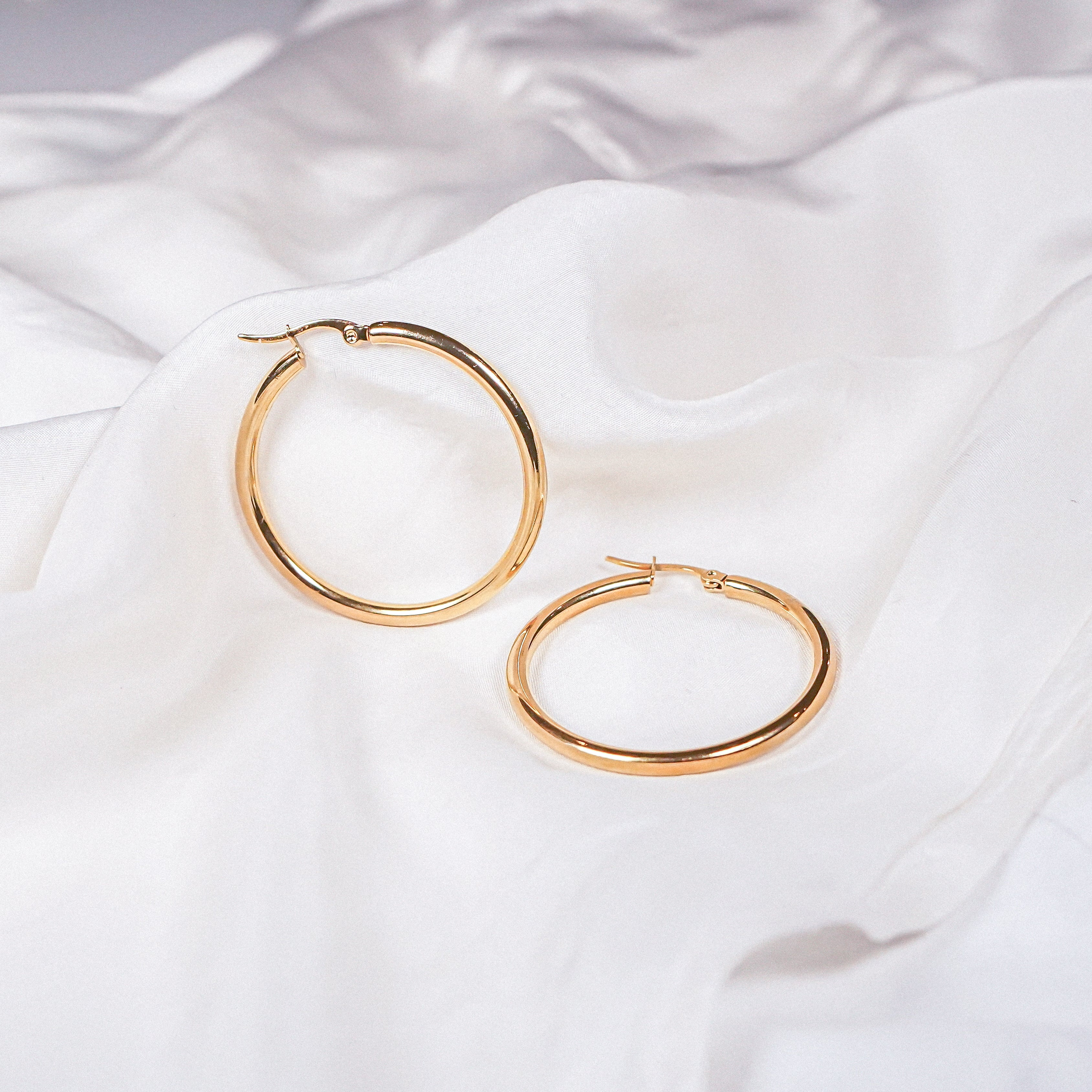 Olivia Chunky Gold Hoop Earring