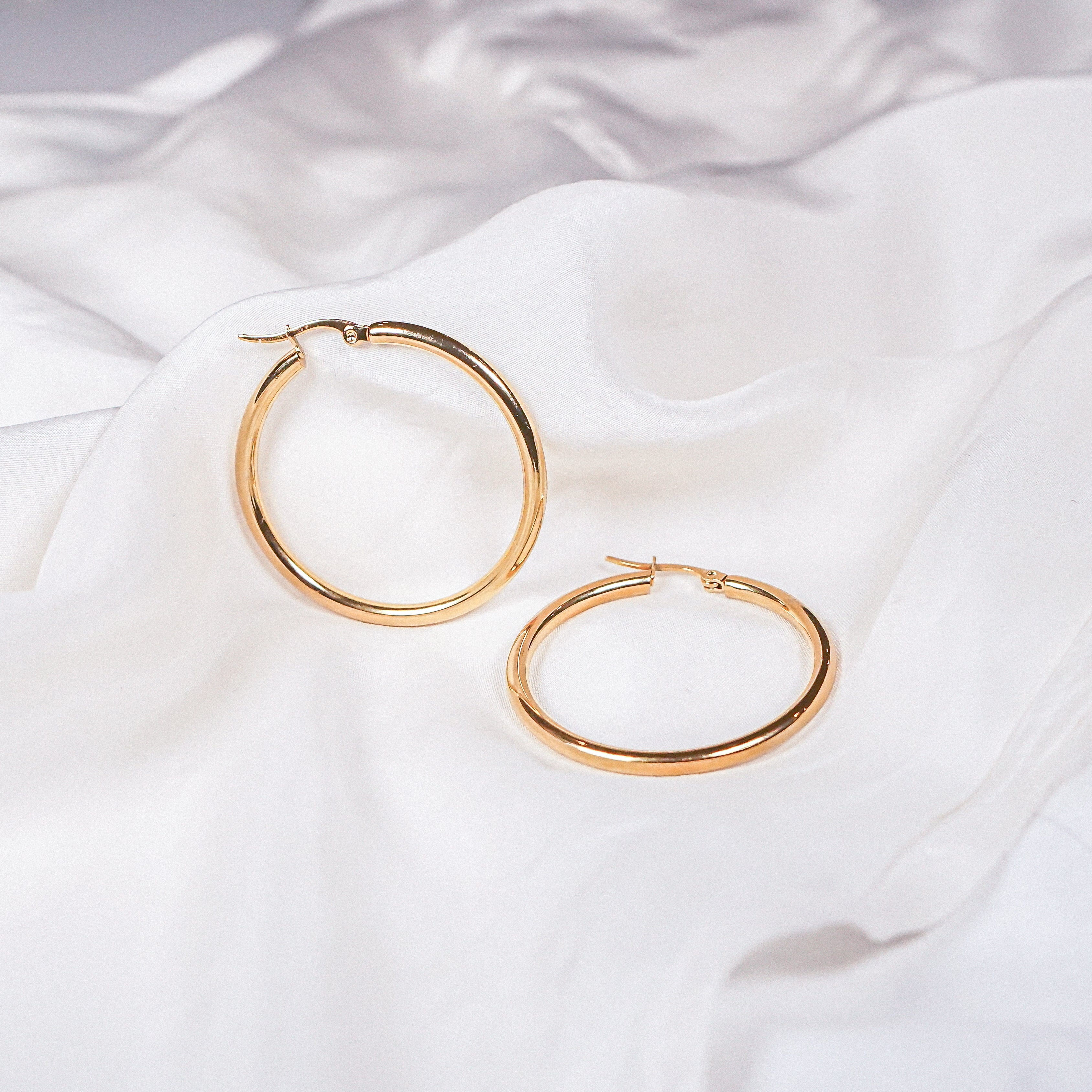 Olivia Chunky Gold Hoop Earring